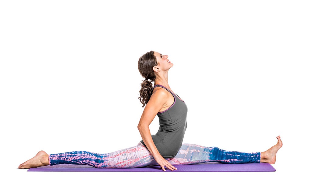 Làm sao thực hiện được tư thế xoạc dọc trong yoga